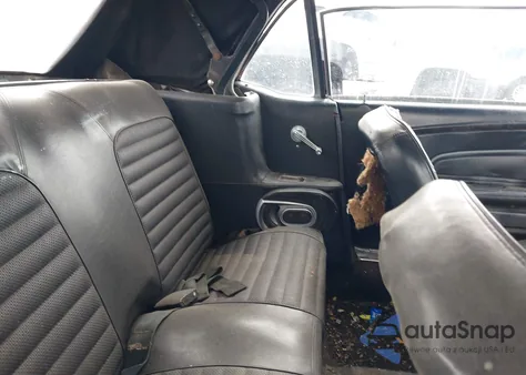 1967 Ford Mustang z USA, uszkodzony, nr VIN 7F03T219921